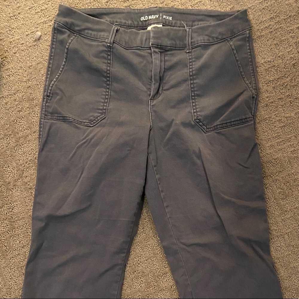 Grey old Navy pants